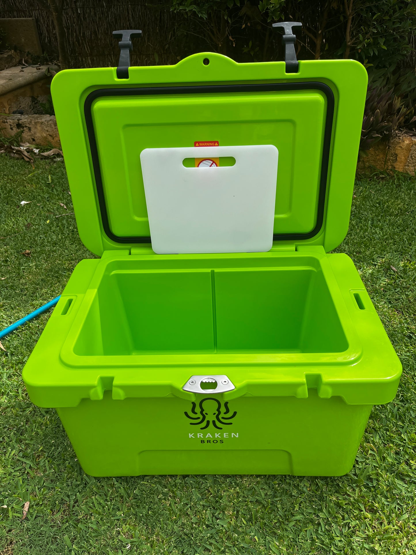The Incredible -Hard Eski Cooler 35 Ltr